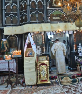 Băsescu: Parteneriatul cu Biserica trebuie susţinut. Cultele de la noi au trecut prin naţionalizare